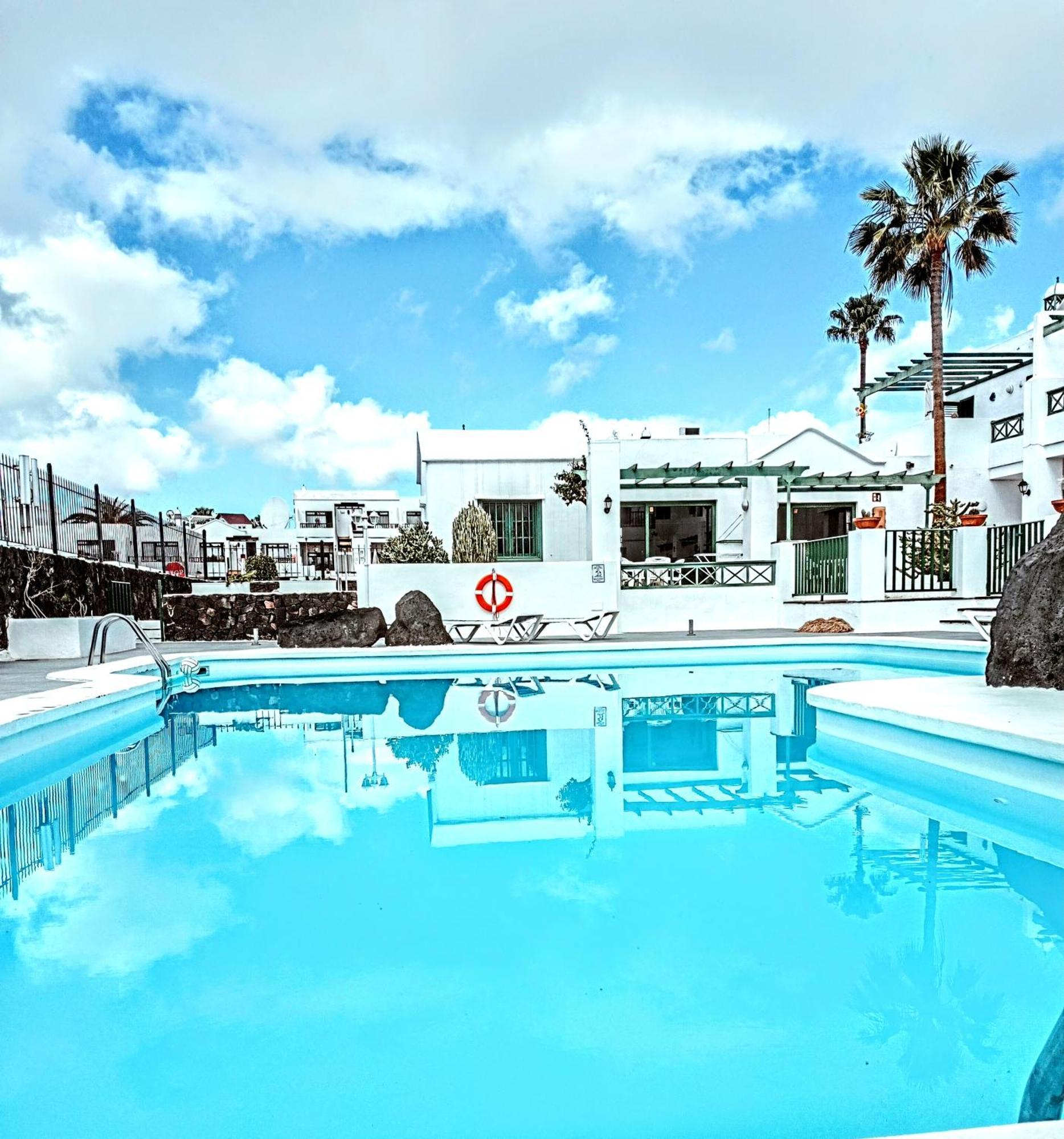 Apartamentos Las Acacias Puerto del Carmen  Zewnętrze zdjęcie