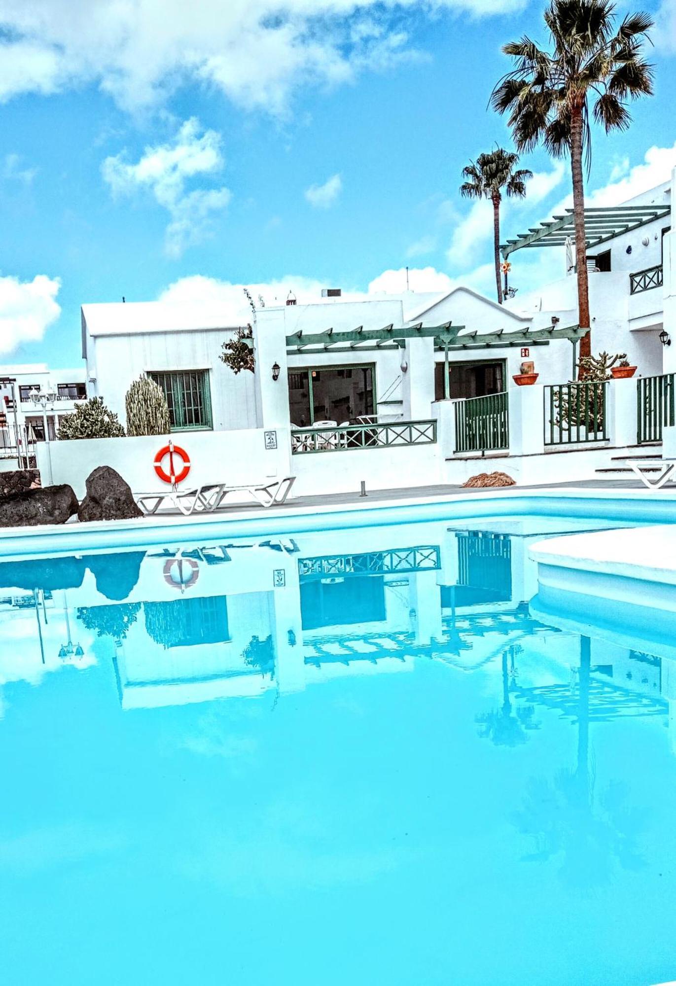 Apartamentos Las Acacias Puerto del Carmen  Zewnętrze zdjęcie