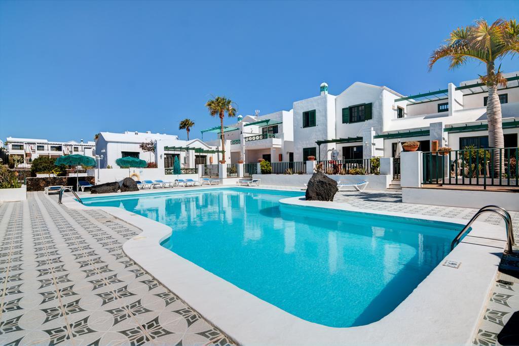 Apartamentos Las Acacias Puerto del Carmen  Zewnętrze zdjęcie