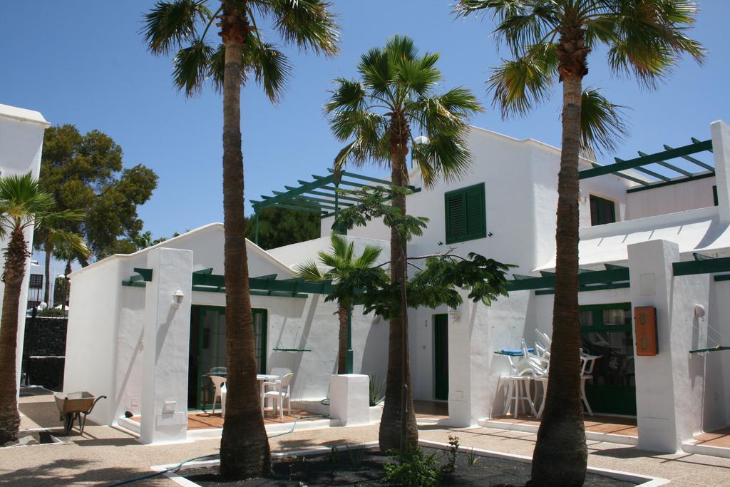 Apartamentos Las Acacias Puerto del Carmen  Zewnętrze zdjęcie