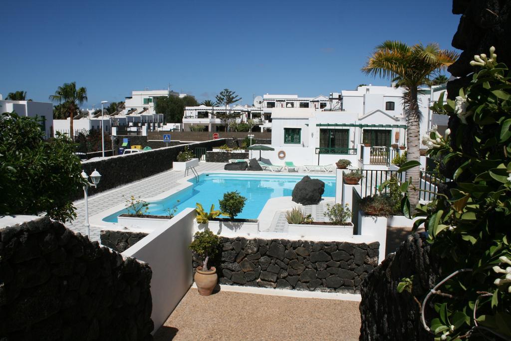 Apartamentos Las Acacias Puerto del Carmen  Zewnętrze zdjęcie